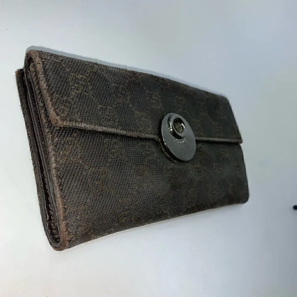 Authentic GUCCI GG Logo Long Wallet. brown